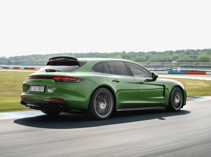 porsche_panamera_971_ep_032.jpg (800x598) - 58 KB