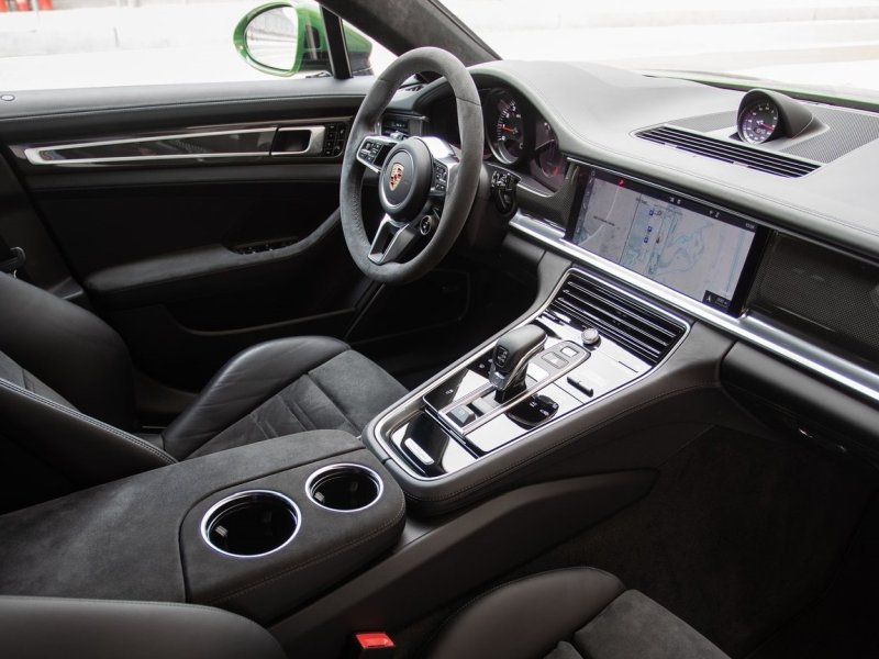 porsche_panamera_971_ep_034.jpg (800x600) - 79 KB