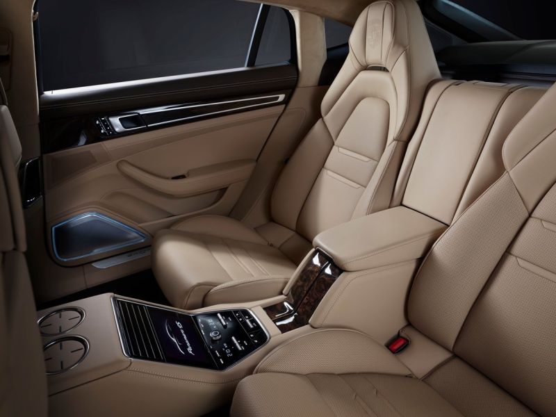 porsche_panamera_971_ep_041.jpg (800x600) - 61 KB