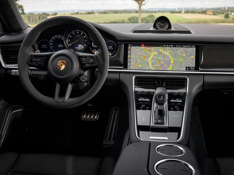 porsche_panamera_971_ep_046.jpg (800x600) - 64 KB