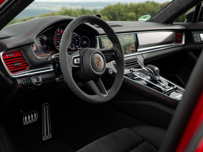 porsche_panamera_971_ep_062.jpg (800x600) - 61 KB