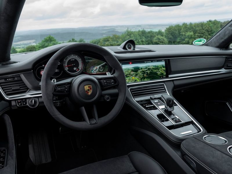 porsche_panamera_971_ep_066.jpg (800x600) - 66 KB