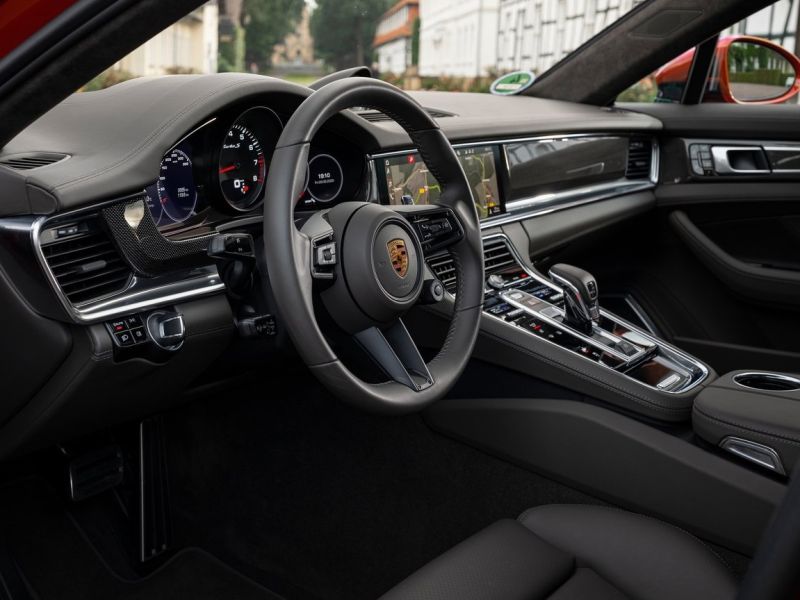 porsche_panamera_971_ep_070.jpg (800x600) - 64 KB