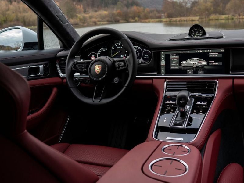 porsche_panamera_971_ep_074.jpg (800x600) - 63 KB
