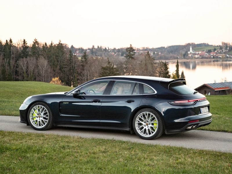 porsche_panamera_971_ep_080.jpg (800x600) - 85 KB