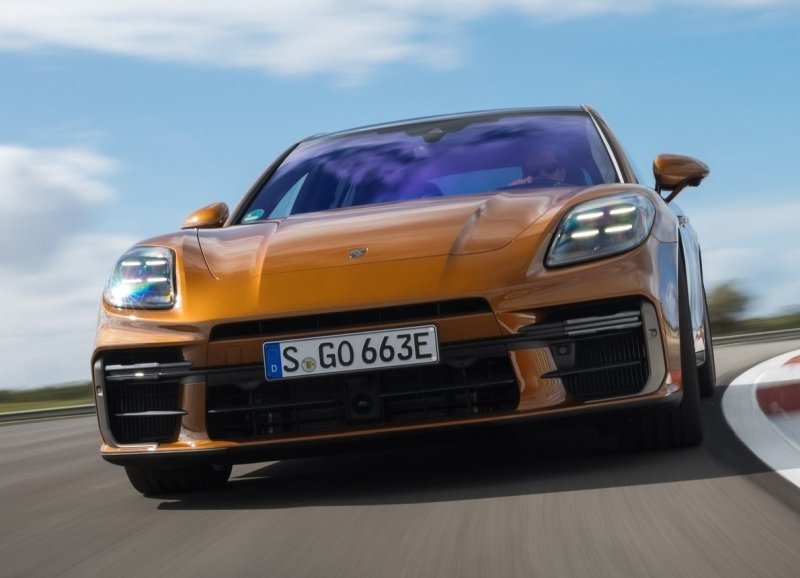 porsche_panamera_g3_ep_012.jpg (800x578) - 53 KB