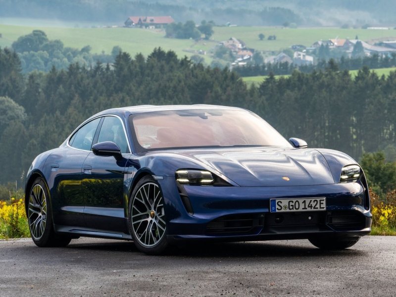 porsche_taycan_ep_005.jpg (800x600) - 94 KB