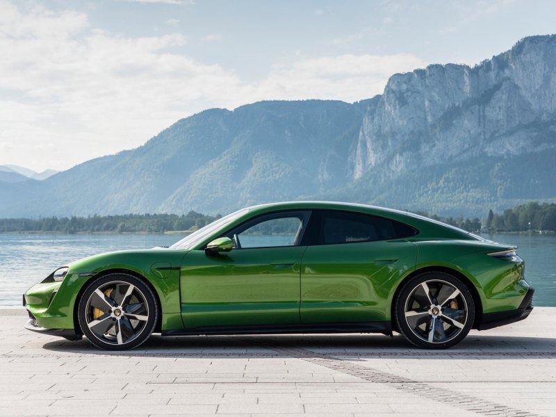 porsche_taycan_ep_010.jpg (800x600) - 76 KB