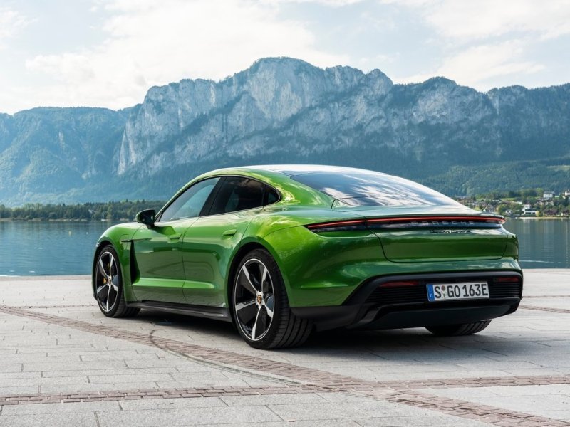 porsche_taycan_ep_011.jpg (800x600) - 90 KB