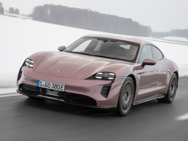 porsche_taycan_ep_013.jpg (800x600) - 56 KB