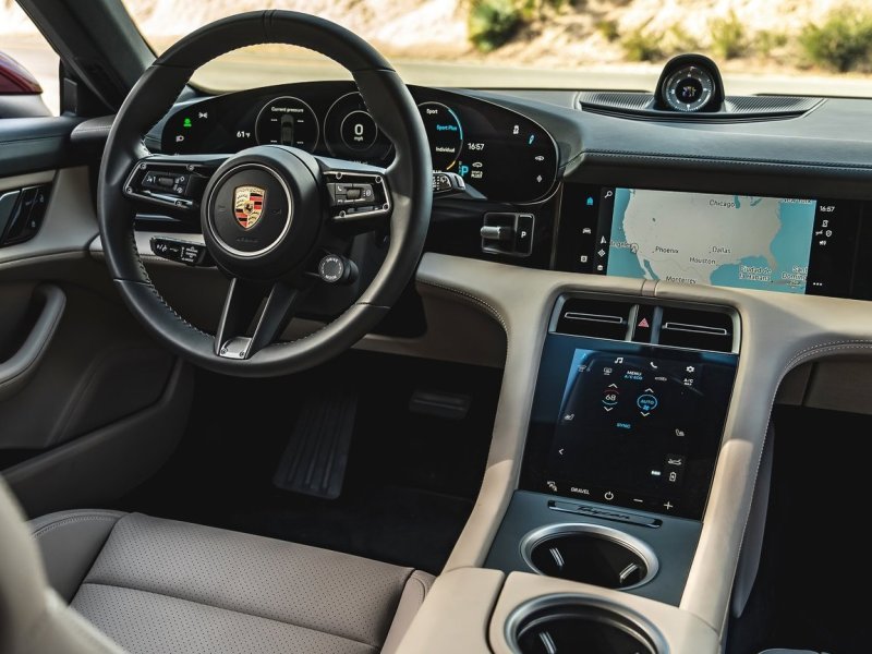 porsche_taycan_ep_024.jpg (800x600) - 86 KB