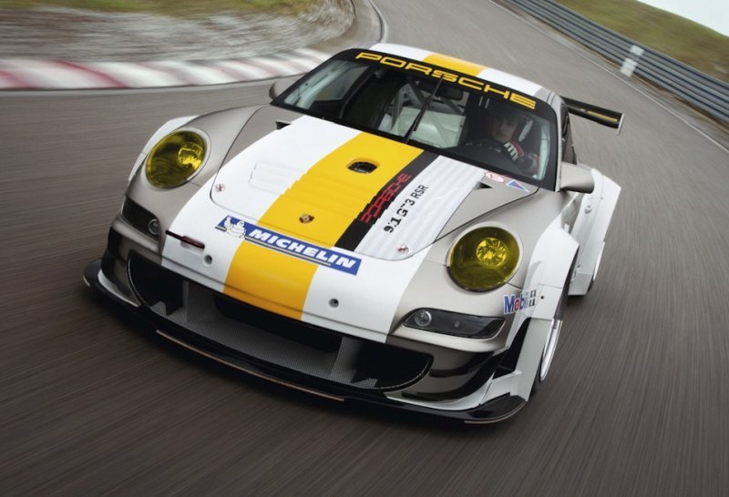 porsche_911_racing_ep_003.jpg (800x546) - 85 KB