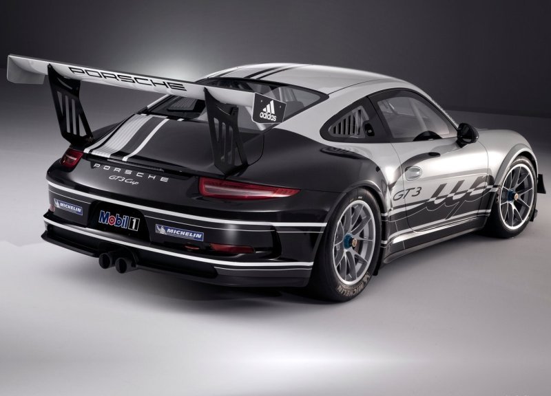 porsche_911_racing_ep_019.jpg (800x576) - 61 KB