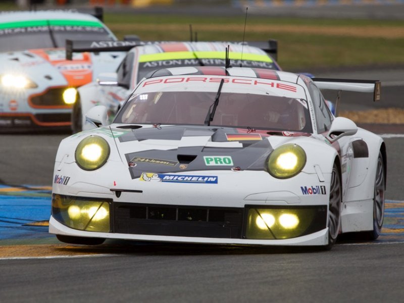 porsche_911_racing_ep_022.jpg (800x600) - 105 KB