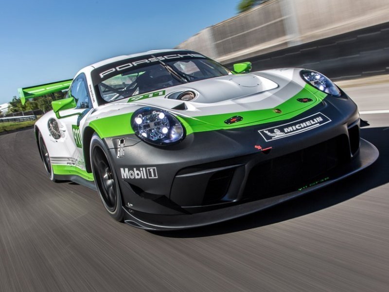 porsche_911_racing_ep_046.jpg (800x600) - 89 KB