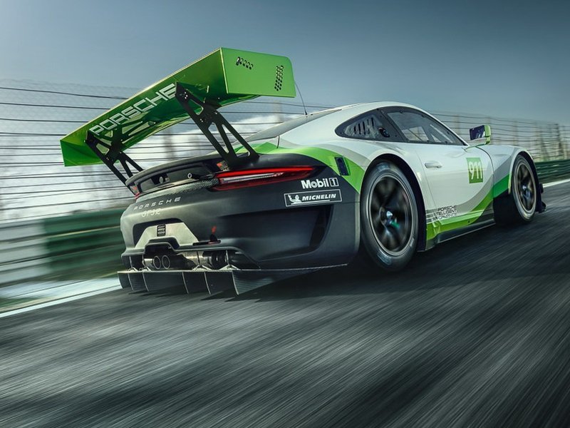 porsche_911_racing_ep_047.jpg (800x600) - 107 KB