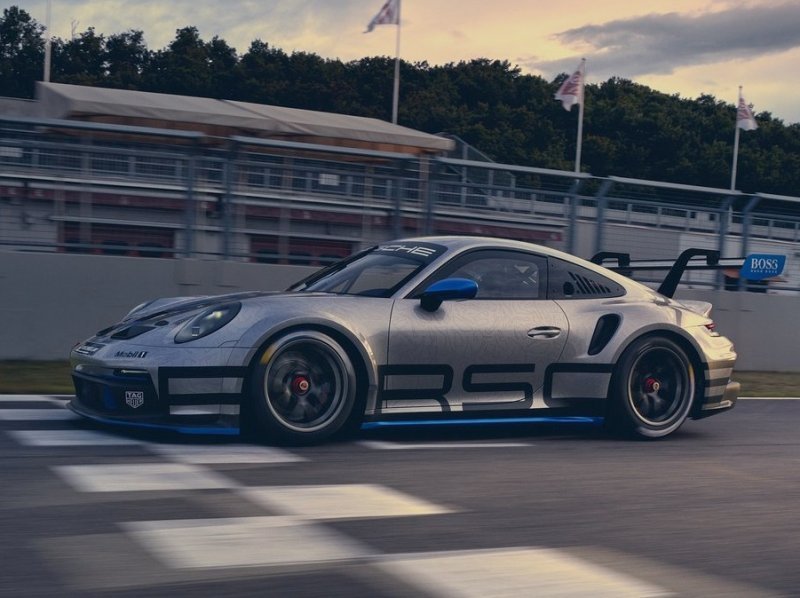 porsche_911_racing_ep_054.jpg (800x598) - 80 KB
