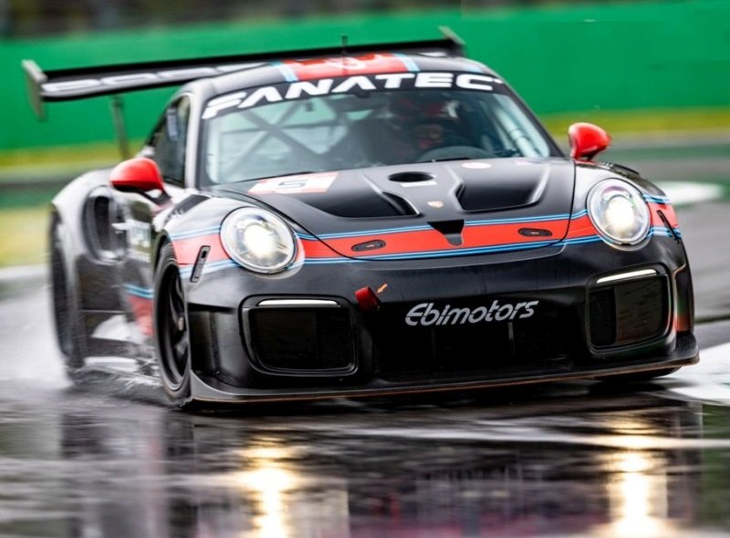 porsche_911_racing_ep_061.jpg (800x590) - 114 KB
