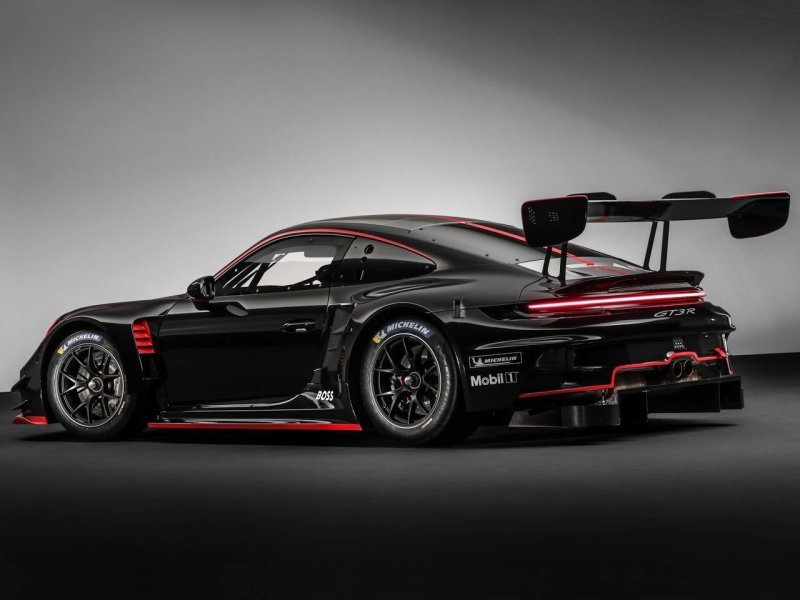 porsche_911_racing_ep_066.jpg (800x600) - 52 KB