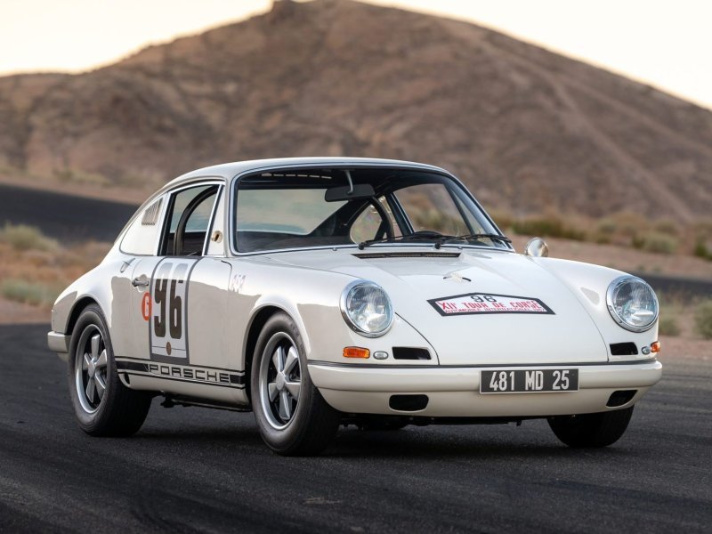 porsche_911_racing_ep_077.jpg (800x600) - 74 KB
