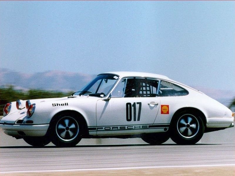 porsche_911_racing_ep_078.jpg (800x600) - 73 KB