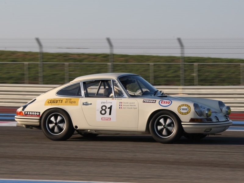 porsche_911_racing_ep_082.jpg (800x600) - 89 KB