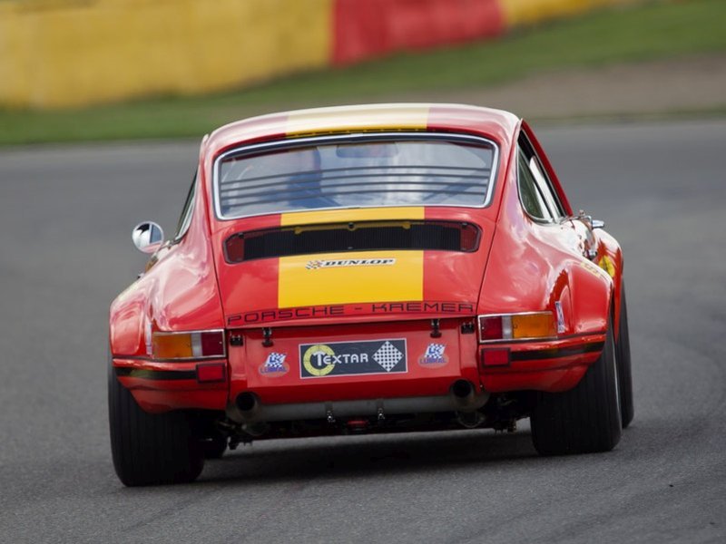 porsche_911_racing_ep_089.jpg (800x600) - 91 KB