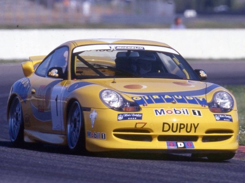 porsche_911_racing_ep_095.jpg (800x598) - 76 KB
