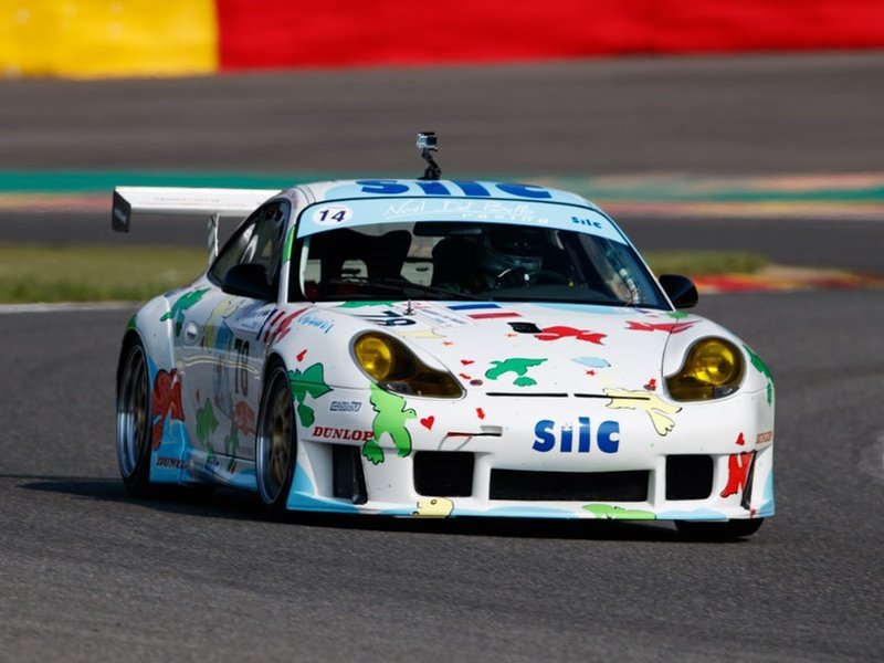 porsche_911_racing_ep_103.jpg (800x600) - 86 KB