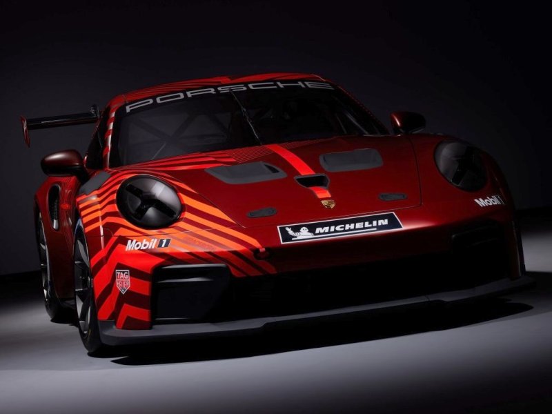 porsche_911_racing_ep_107.jpg (800x600) - 49 KB