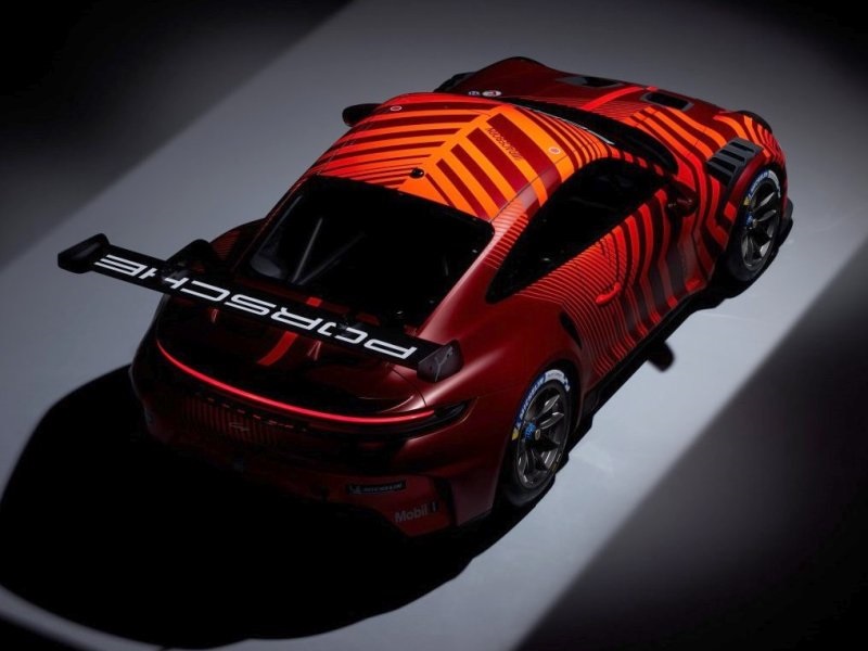 porsche_911_racing_ep_110.jpg (800x600) - 78 KB