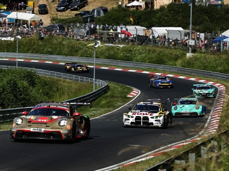 porsche_911_racing_ep_116.jpg (800x600) - 130 KB