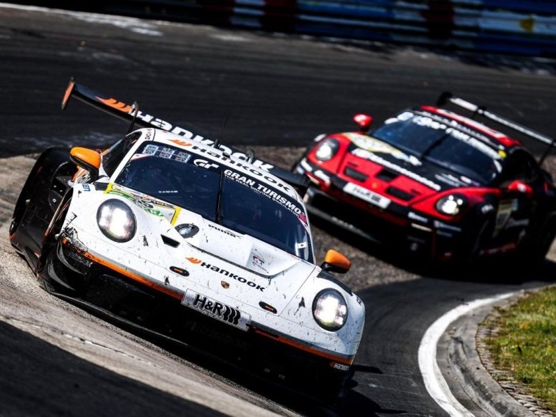 porsche_911_racing_ep_120.jpg (800x600) - 95 KB