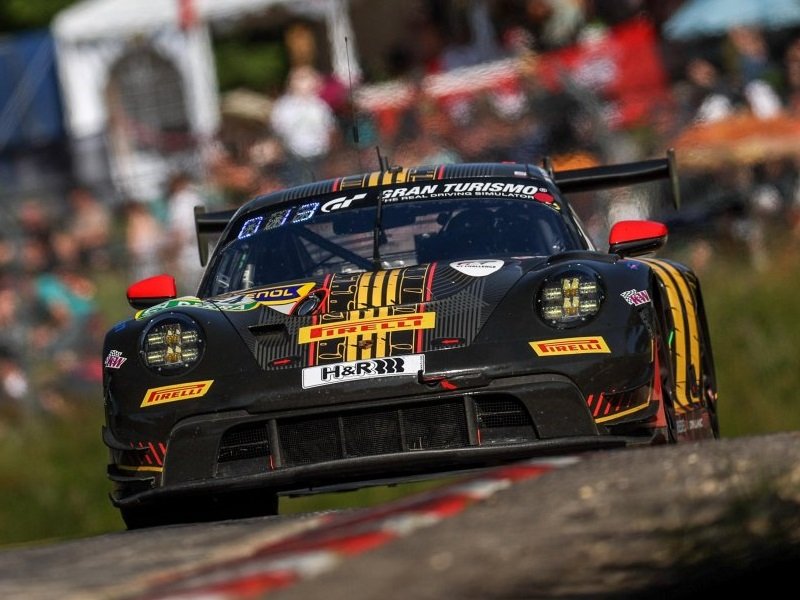 porsche_911_racing_ep_121.jpg (800x600) - 86 KB
