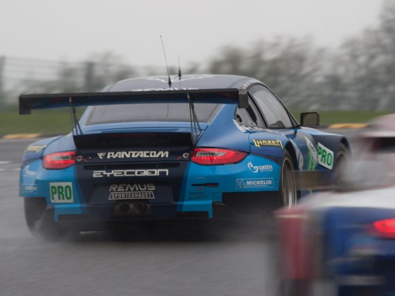 porsche_911_racing_ep_131.jpg (800x600) - 67 KB