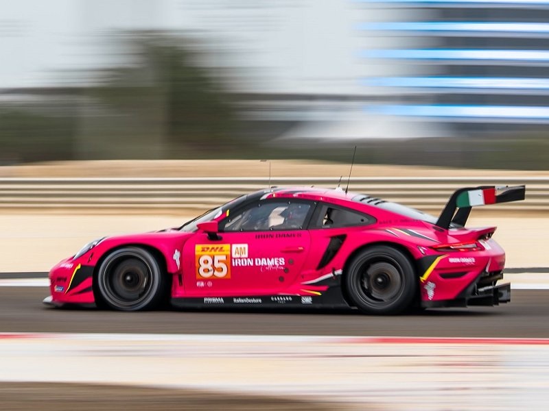 porsche_911_racing_ep_147.jpg (800x600) - 105 KB