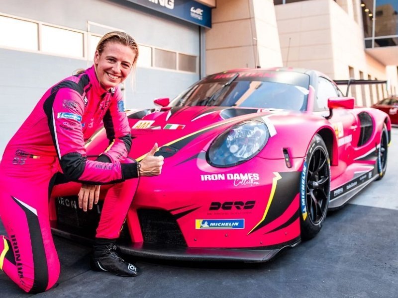porsche_911_racing_ep_148.jpg (800x600) - 139 KB