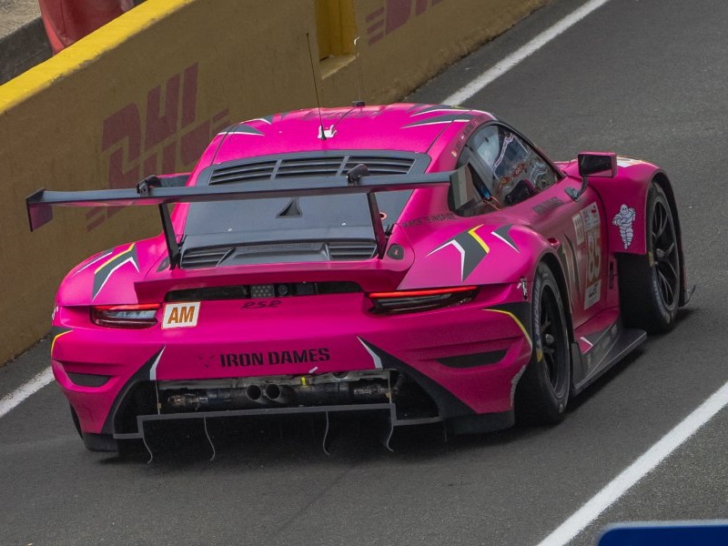 porsche_911_racing_ep_149.jpg (800x600) - 166 KB