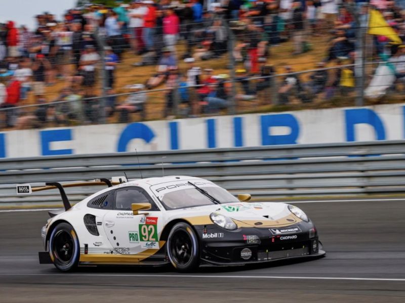 porsche_911_racing_ep_166.jpg (800x600) - 77 KB