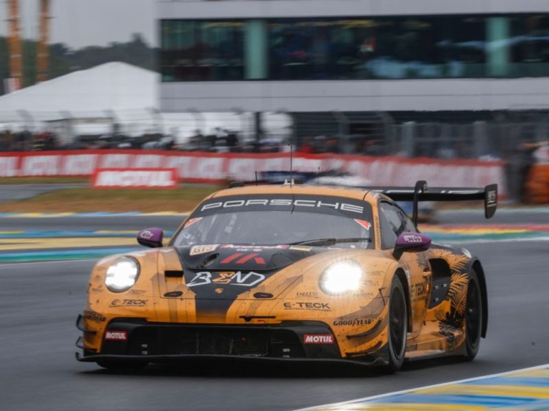 porsche_911_racing_ep_176.jpg (800x600) - 59 KB