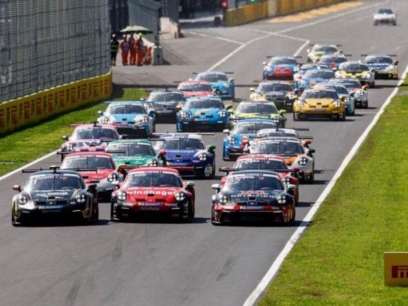 porsche_911_racing_ep_187.jpg (800x600) - 102 KB